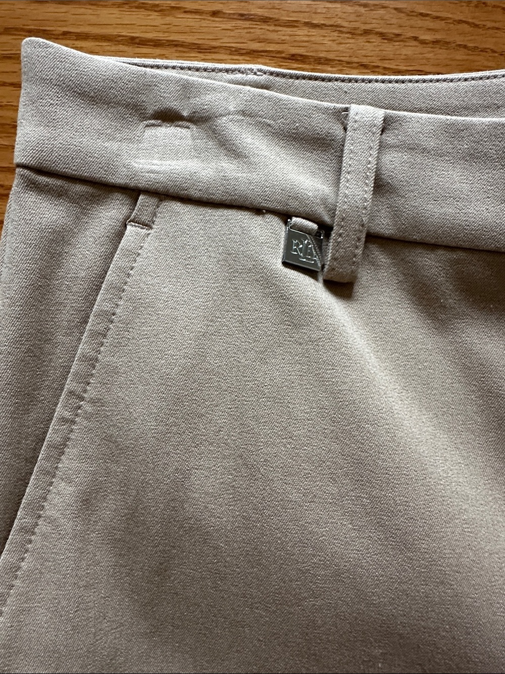 Ralph Lauren
Flat Front Shorts in Light Tan - Picture 5 of 8